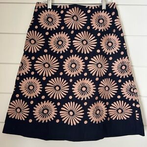 Boden embroidered skirt, navy blue with peachy pink flowers. Size US 6L